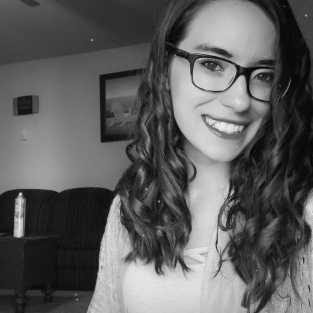 Meet your Posher, Emily